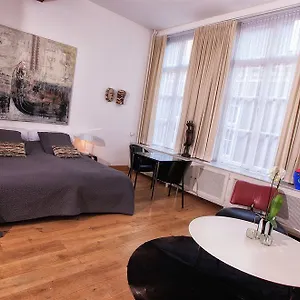 https://galerie-hotel-dis.eindhoven-hotels.net